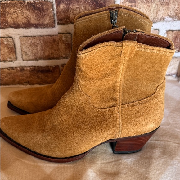 Tecovas The Daisy suede Booties 8.5 - Picture 5 of 9